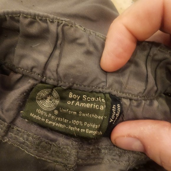 2 pair of Scouts (Boy scouts of America) youth switchback convertible pants - Picture 4 of 5